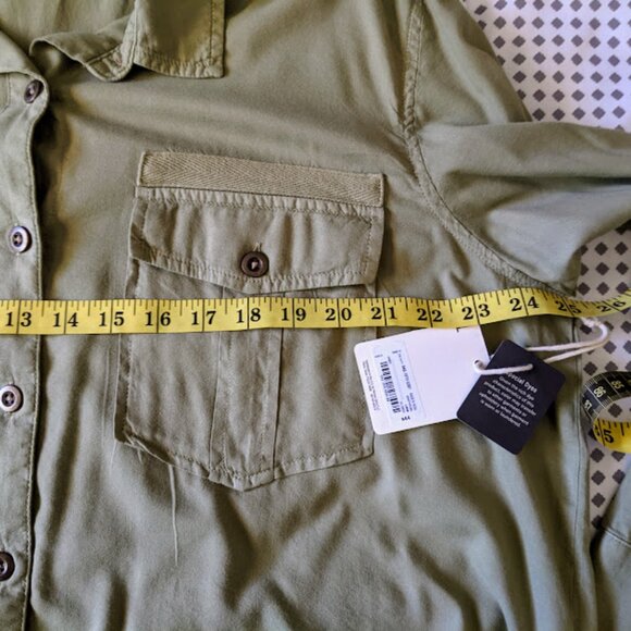 Ladies top - Picture 5 of 6